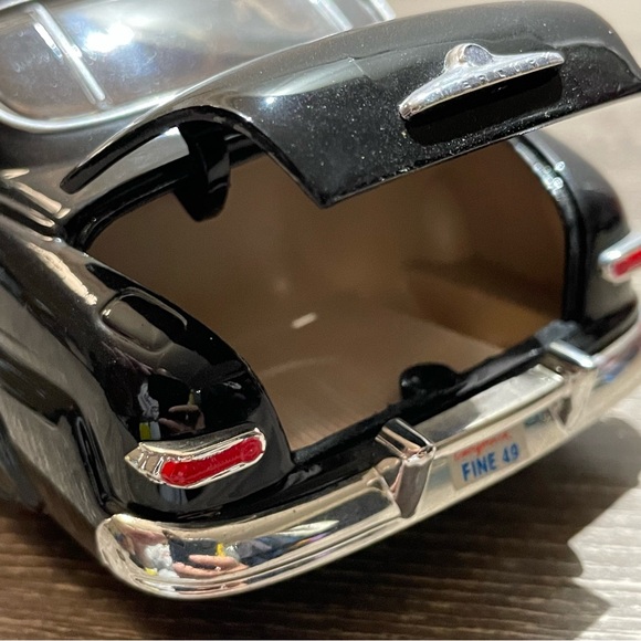 MOTOR MAX 1949 Mercury Coupe Hot Rod Flames Diecast Model Car 1/24 Scale - Picture 4 of 12